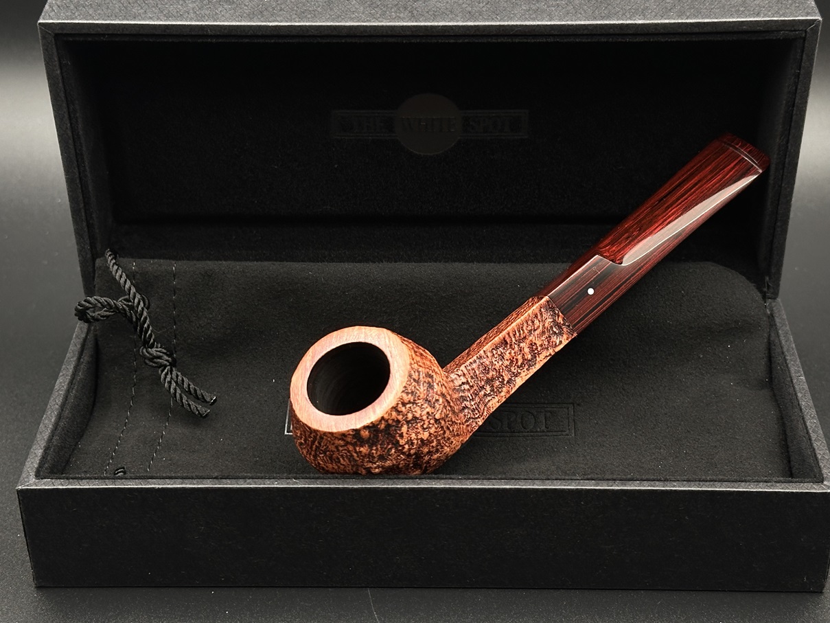 DUNHILL COUNTRY 3204 BULLDOG