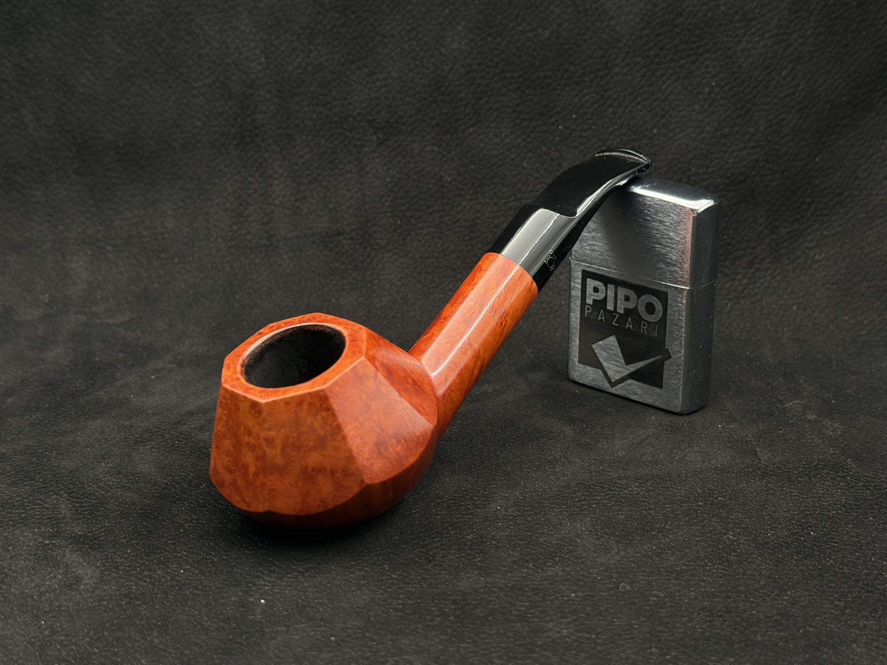 BJARNE NIELSEN SEKİZGEN HAZNE – Danimarka Zarafeti ve Dengeli Güç