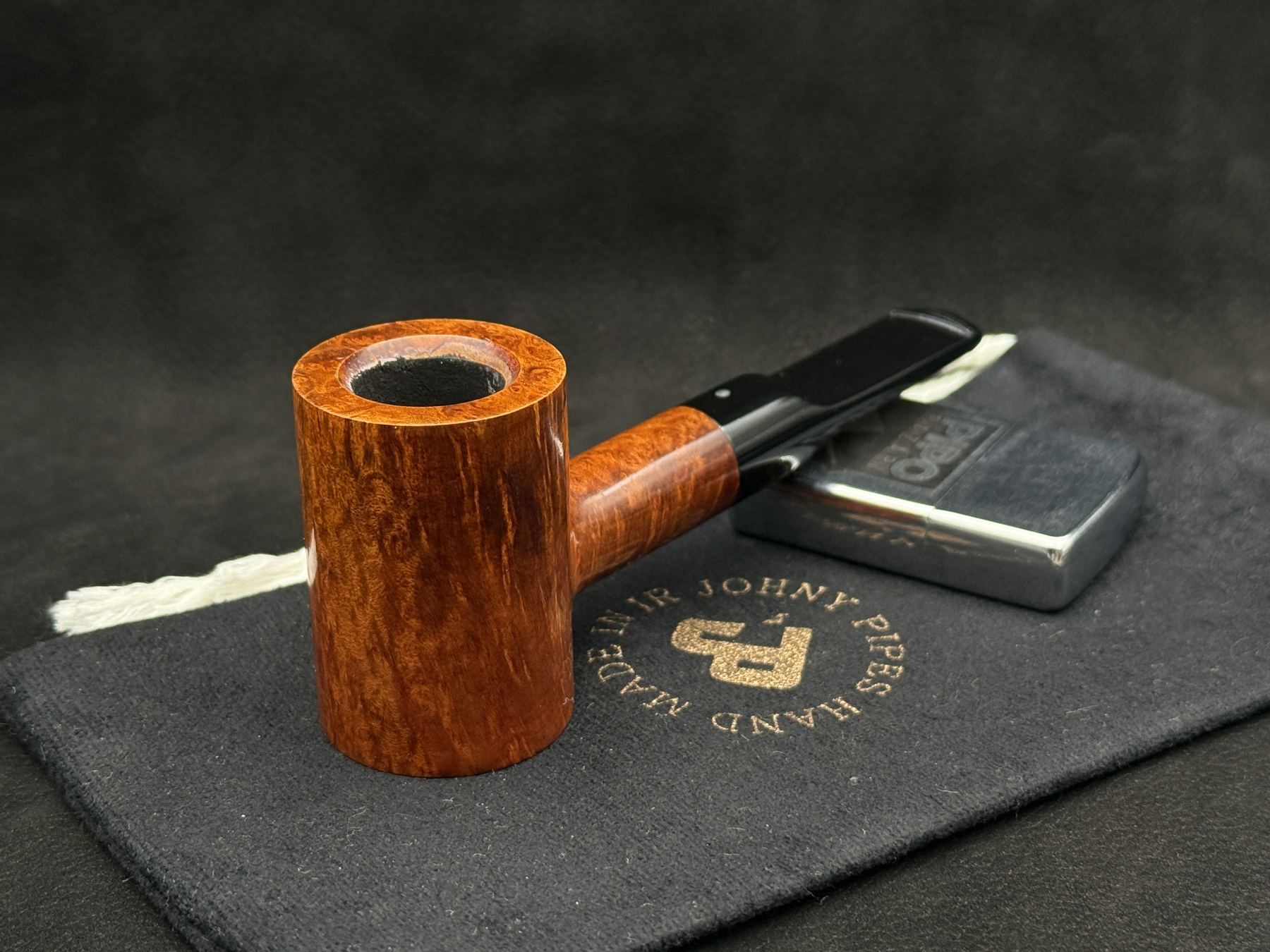 JOHNY PIPES GENERAL 203 POKER - Güçlü Form, Temiz Çizgiler