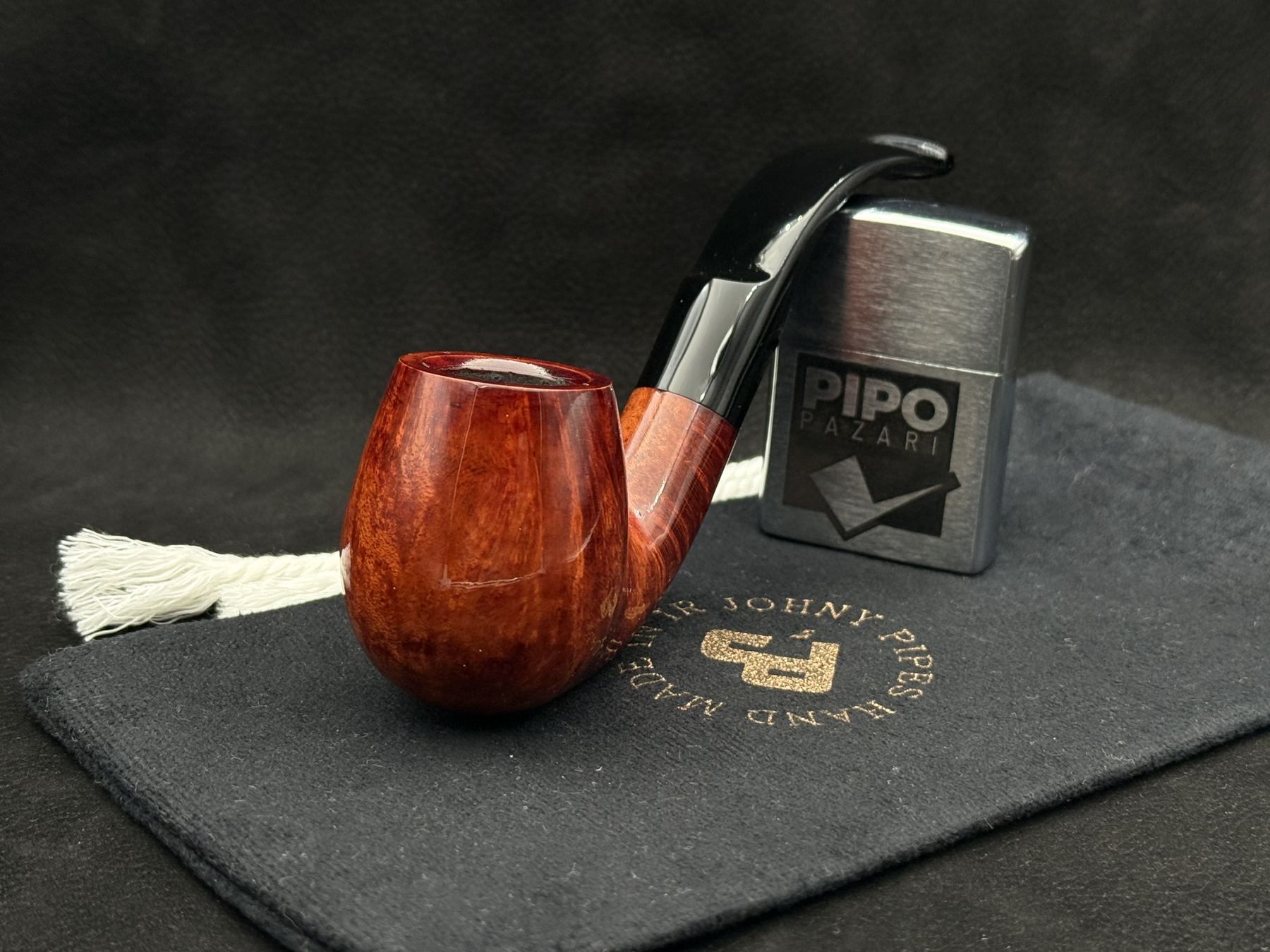 JOHNY PIPES GENERAL 209 BENT - Yuvarlak Hatlarda Şık Konfor