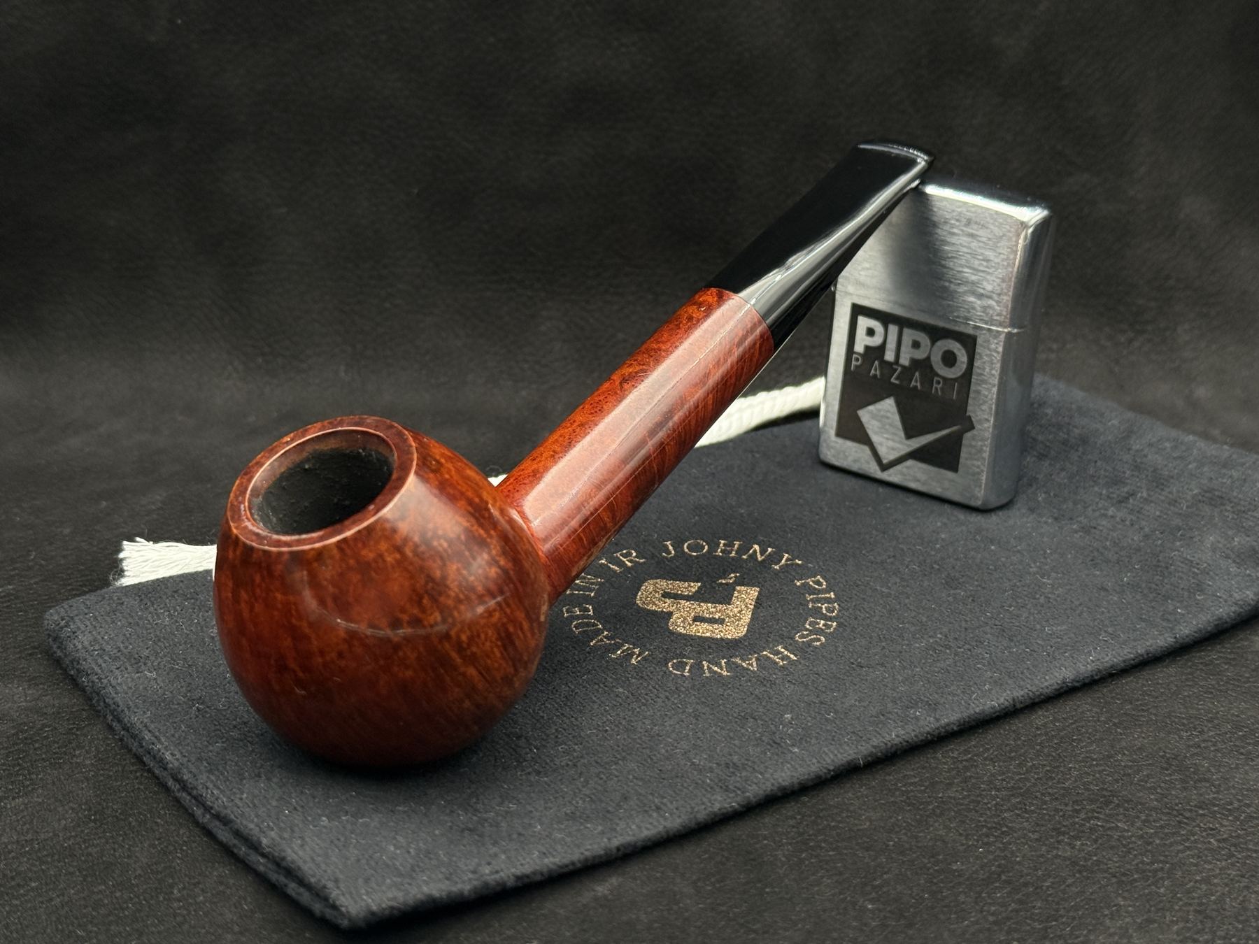 JOHNY PIPES LS 256 LIVERPOOL - Doğal Dokuda Sakin Bir İmza