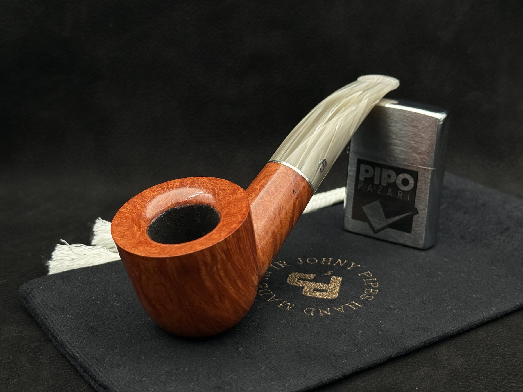 JOHNY PIPES ASH 310 BENT - Küllerin Ardındaki Sıcak Parıltı